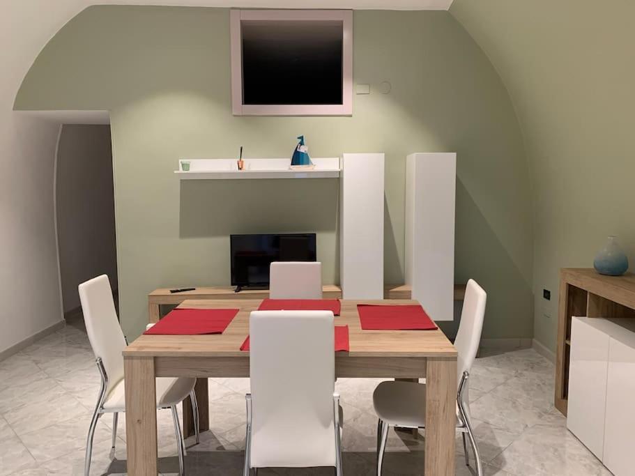Casa - Torre Dell'Orologio Appartement Canosa di Puglia Buitenkant foto